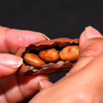 how-to-eat-cacao-bean-raw.png
